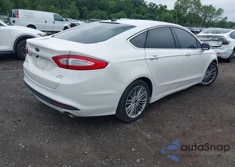 2014 Ford Fusion Se z USA, uszkodzony, nr VIN 3FA6P0HD8ER384829